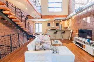 Photo #3: 6168363 Listing