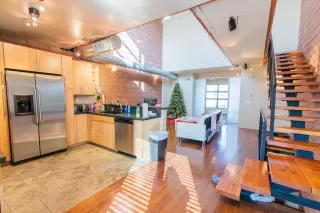 Photo #5: 6168363 Listing