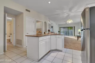 Photo #3: 6168368 Listing 