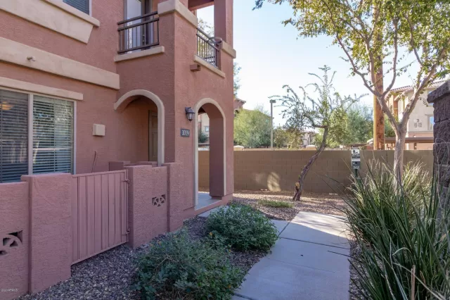 MLS: 6168394 Condo For Sale