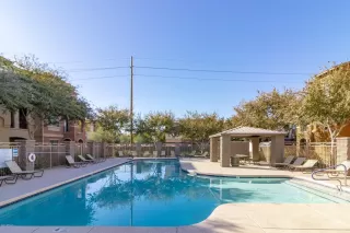 Photo #4: 6168394 Listing