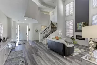 Photo #5: 6168551 Listing