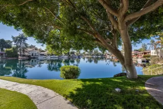 Photo #3: 6169103 Listing