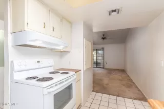 Photo #6: 6169295 Listing 