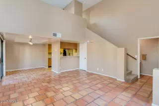 Photo #4: 6169300 Listing 