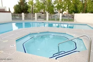 Photo #5: 6169392 Listing