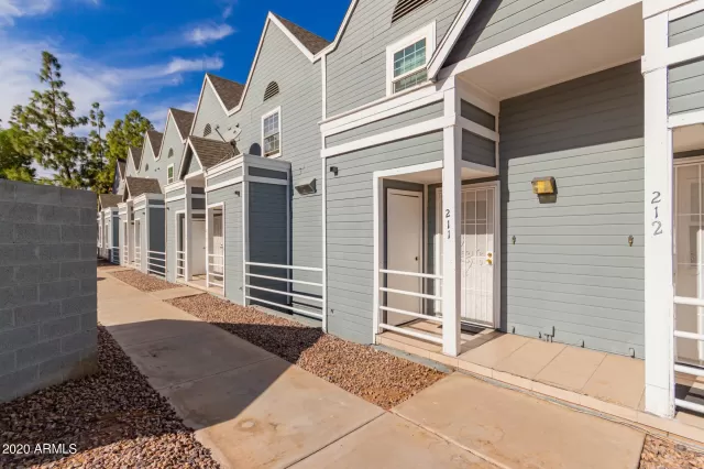 MLS: 6169582 Condo For Sale