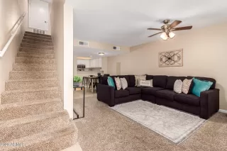 Photo #2: 6169582 Listing 