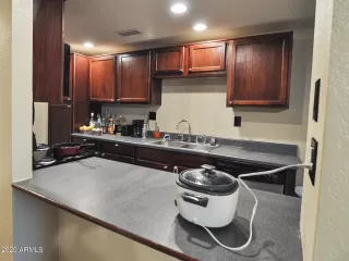 Photo #4: 6169673 Listing