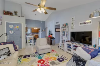 Photo #5: 6169691 Listing