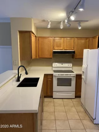 Photo #4: 6169765 Listing