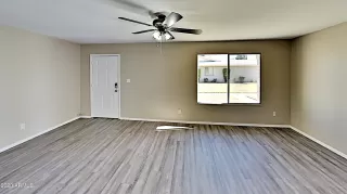 Photo #2: 6169902 Listing 