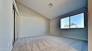 Photo #5: 6169928 Listing