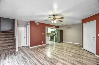 Photo #6: 6170204 Listing