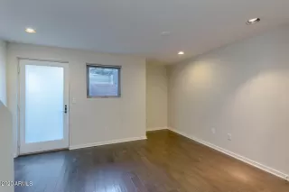 Photo #5: 6170298 Listing