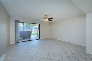 Photo #4: 6170392 Listing