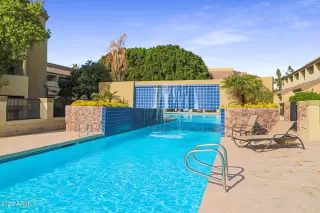 Photo #2: 6170486 Listing