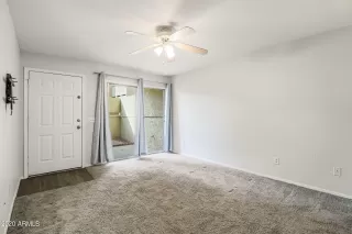 Photo #4: 6170486 Listing