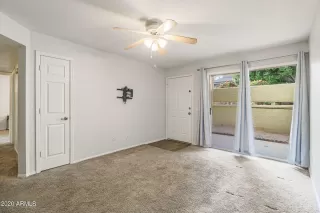 Photo #6: 6170486 Listing