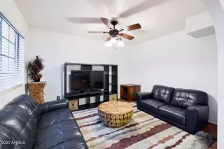 Photo #2: 6170492 Listing