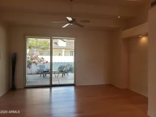 Photo #6: 6170602 Listing