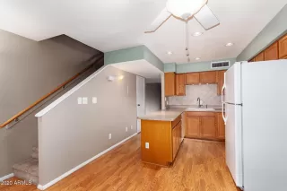 Photo #4: 6170685 Listing