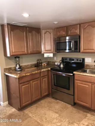 Photo #5: 6170697 Listing 