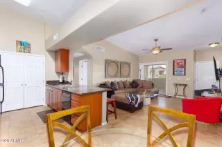 Photo #6: 6170860 Listing