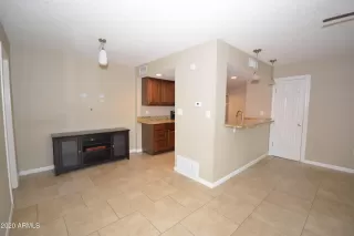 Photo #6: 6171457 Listing