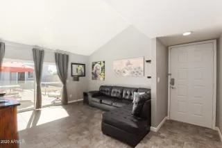 Photo #2: 6171786 Listing