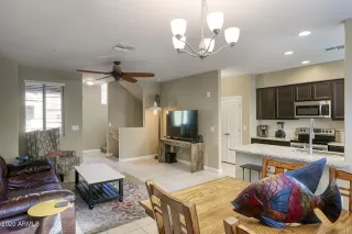 Photo #5: 6171838 Listing 