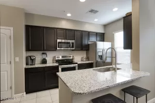 Photo #6: 6171838 Listing 