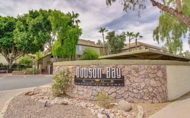 MLS: 6172113 Condo For Sale