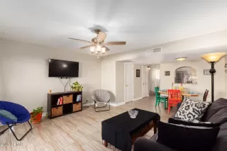 Photo #4: 6172177 Listing