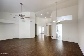 Photo #3: 6172229 Listing