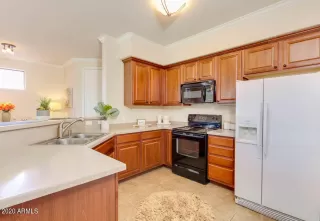 Photo #5: 6172289 Listing