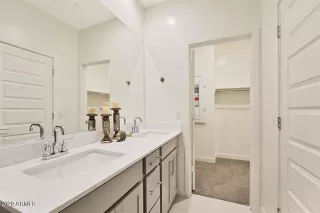 Photo #6: 6172485 Listing