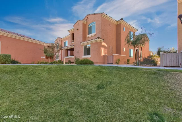 MLS: 6172616 Condo For Sale