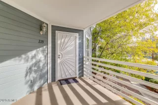 Photo #3: 6172757 Listing