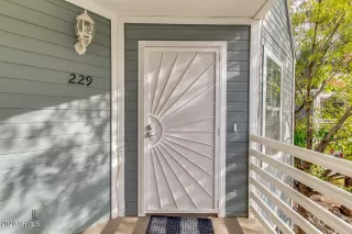 Photo #6: 6172757 Listing