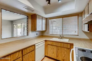 Photo #6: 6172833 Listing 