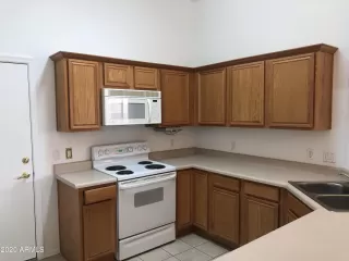 Photo #5: 6173041 Listing