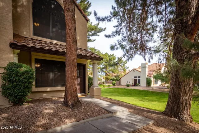 MLS: 6173060 Condo For Sale