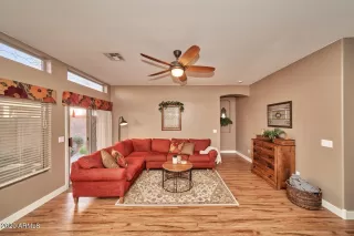 Photo #5: 6173733 Listing