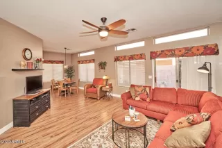 Photo #6: 6173733 Listing