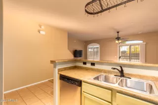 Photo #5: 6173931 Listing 