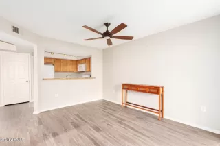 Photo #4: 6174383 Listing