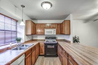 Photo #4: 6174393 Listing