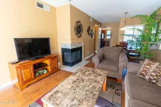 Photo #3: 6174401 Listing 