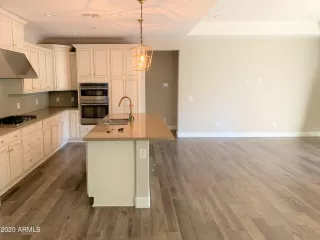 Photo #5: 6174814 Listing